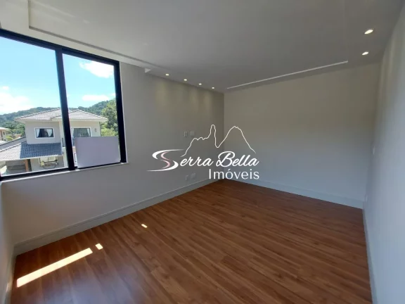 Imagem Casa com 4 dormitórios à venda, 400 m² por R$ 1.600.000,00 - Green Valleiy - Teresópolis/RJ