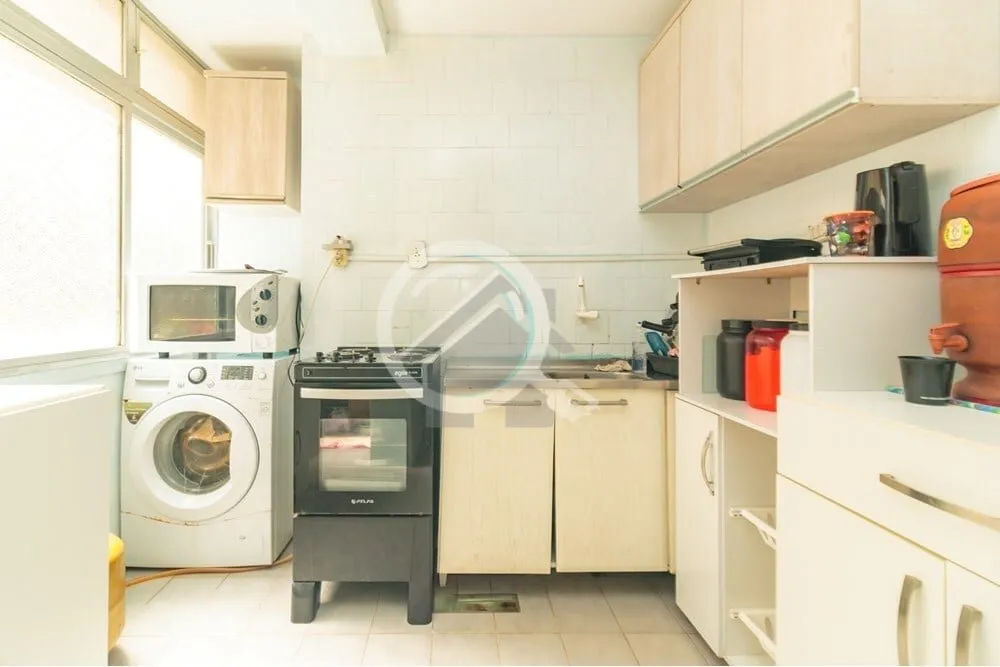 Imagem Apresentamos um incrível apartamento à venda, situado em um condomínio fechado localizado entre a...