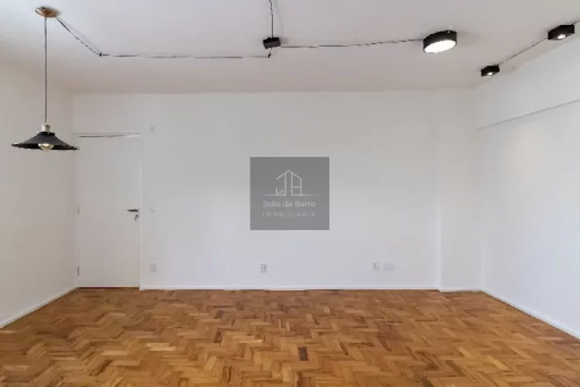 Ape Reformadíssimo com 1 dorm e vaga