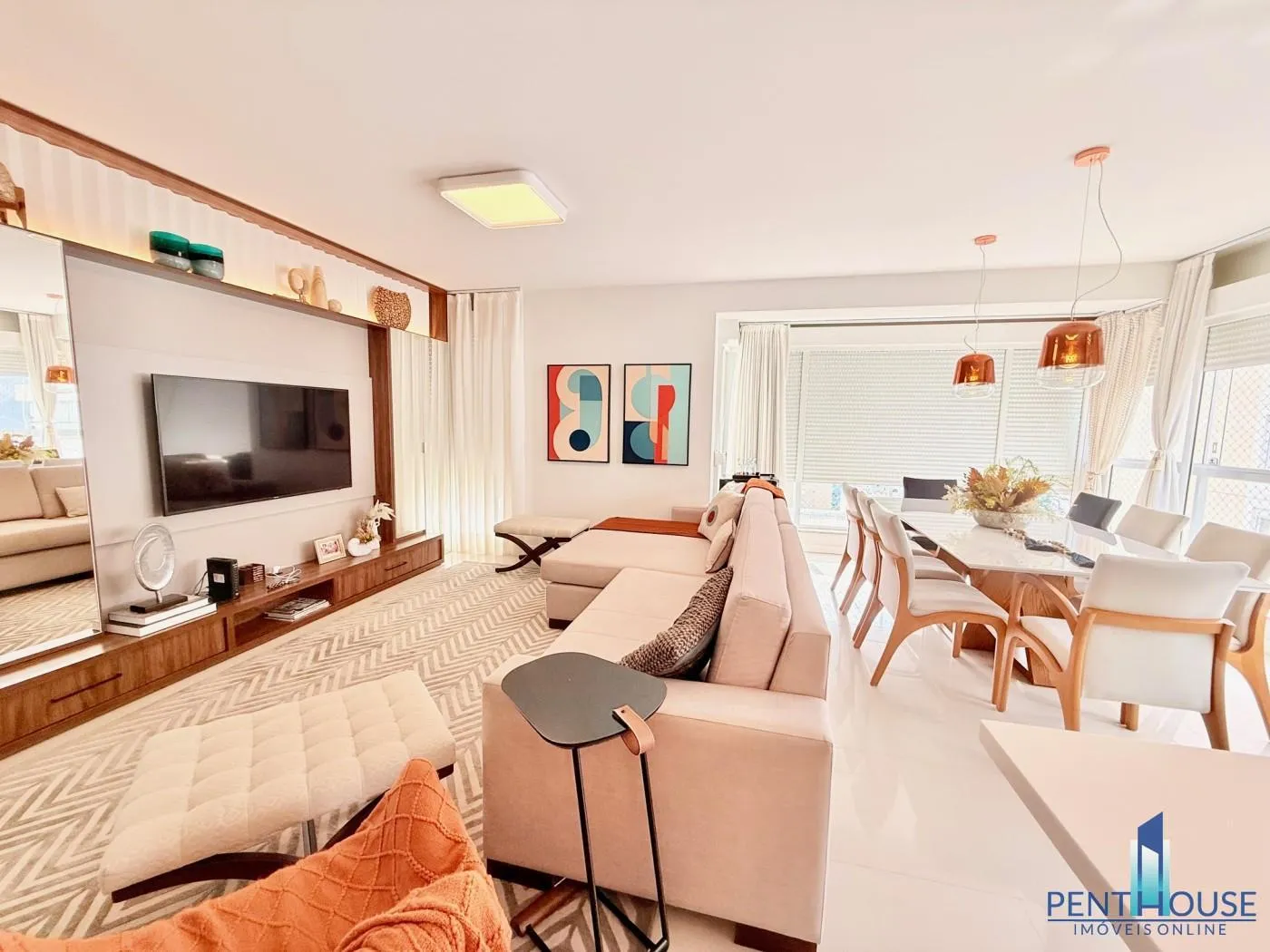 Imagem Apartamento Quadra Mar para Venda em Balneário Camboriú, CENTRO, 3 dormitórios, 3 suítes, 4 banheiros, 4 vagas