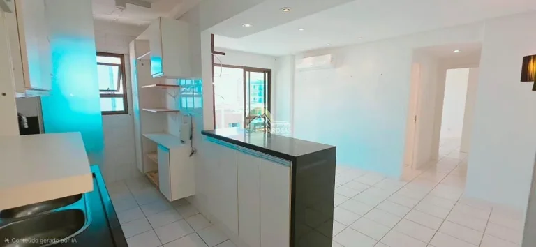 Imagem Vendo apartamento andar alto, 70m², 2 quartos com 1 suíte, varanda com fechamento Reiki e vista mar