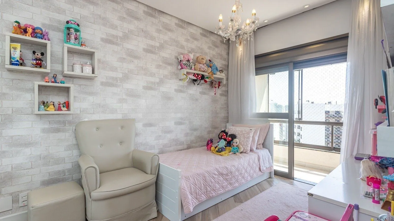 Imagem Apartamento com 3 quartos, 3 vagas e 105m² - Bairro Vila Jardim