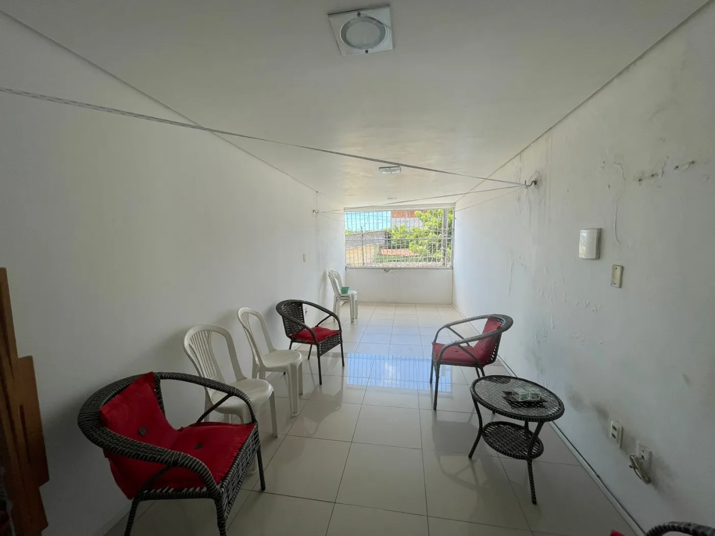 Imagem Casa para Venda em Fortaleza, Parque Dois Irmãos, 6 dormitórios, 3 suítes, 2 banheiros, 2 vagas