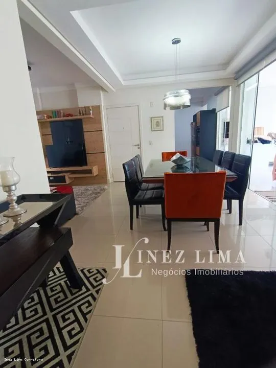 Imagem Apartamento 3 dormitórios para Venda em Itapema, meia praia, 3 dormitórios, 3 suítes, 4 banheiros, 2 vagas