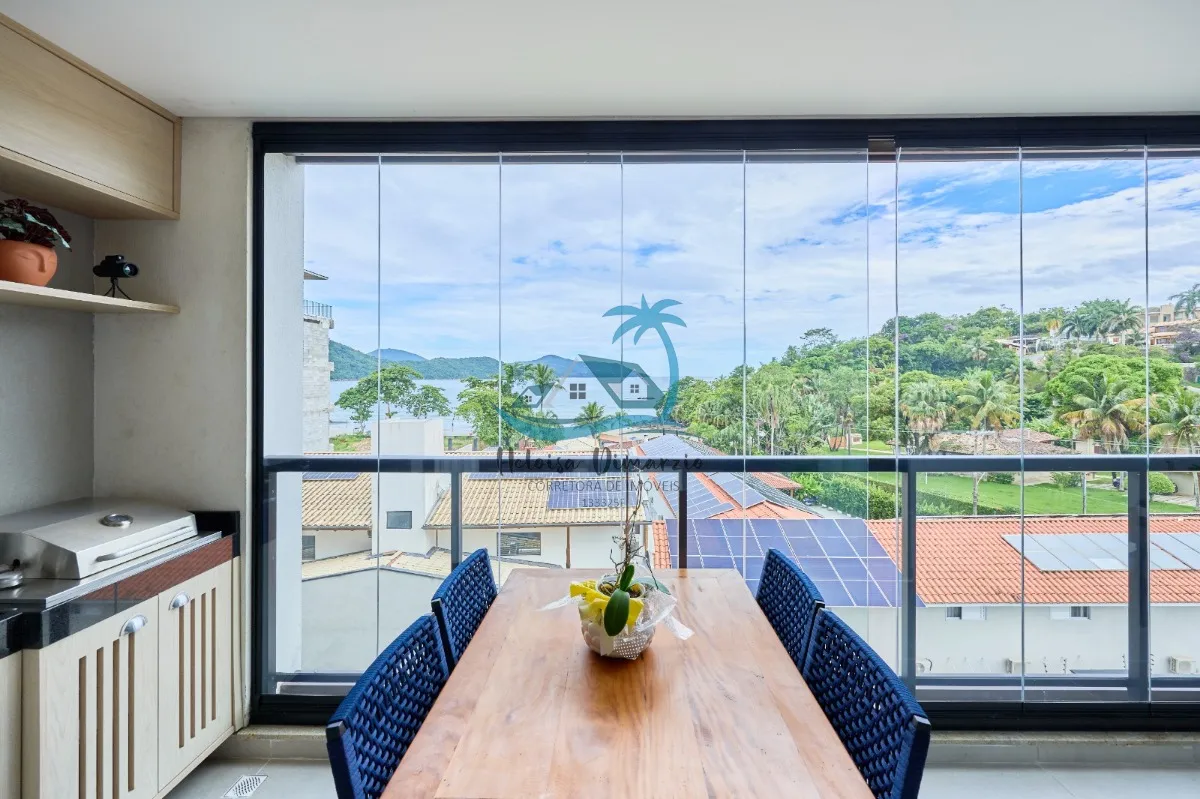 Imagem Apartamento de alto padrão a venda em Ubatuba á 70 metros do mar, bairro Santa Rita/Enseada.