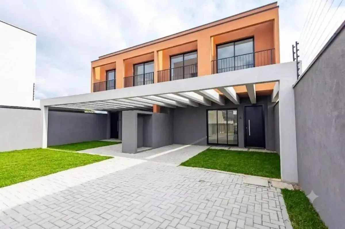 Foto do imóvel Sobrado com 3 Quartos à Venda, 130 m² em Pilarzinho - Curitiba