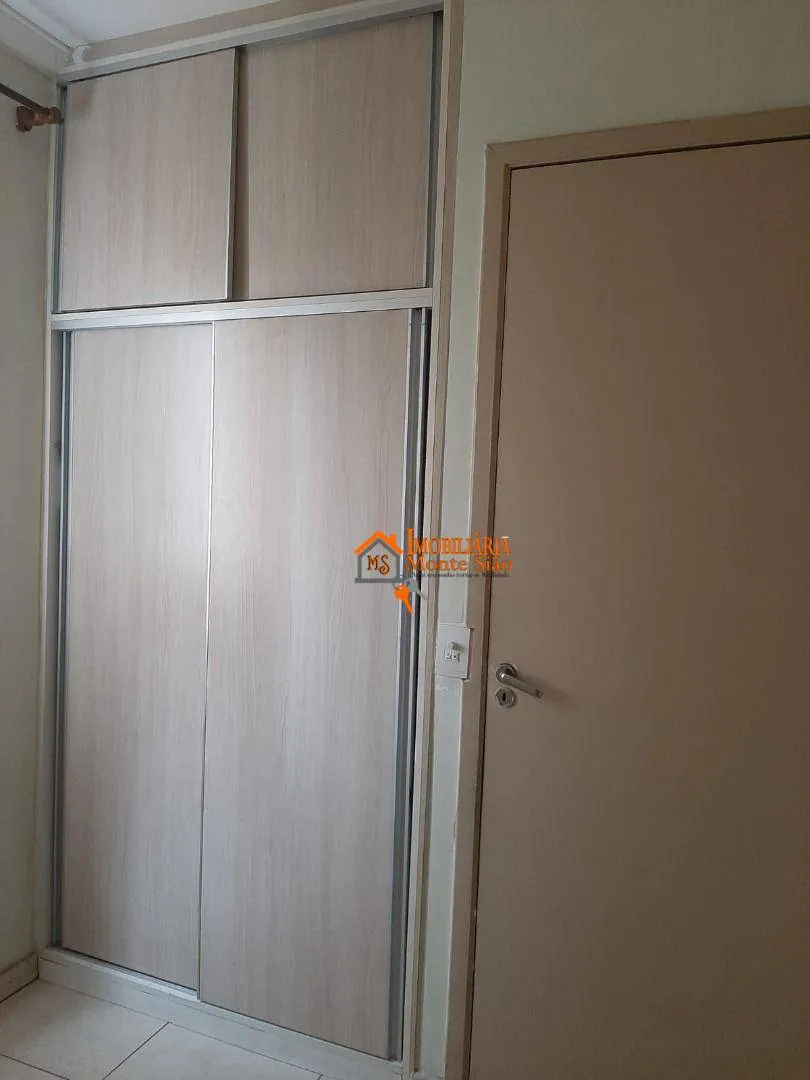 Imagem Apartamento com 3 dormitórios à venda, 56 m² por R$ 315.000,00 - Vila São Carlos - Itaquaquecetuba/SP