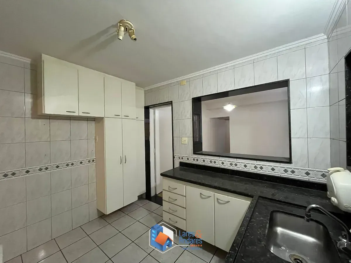 Imagem Sobrado para venda em Vila Vera com 3 quartos, sendo 1 suíte, 250m²