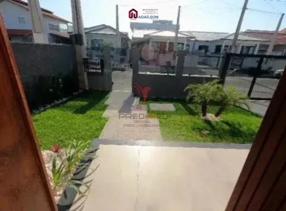 Imagem Casa com 3 Quartos e 2 banheiros à Venda, 99 m² por R$ 735.000 Há 5 minutos de centro