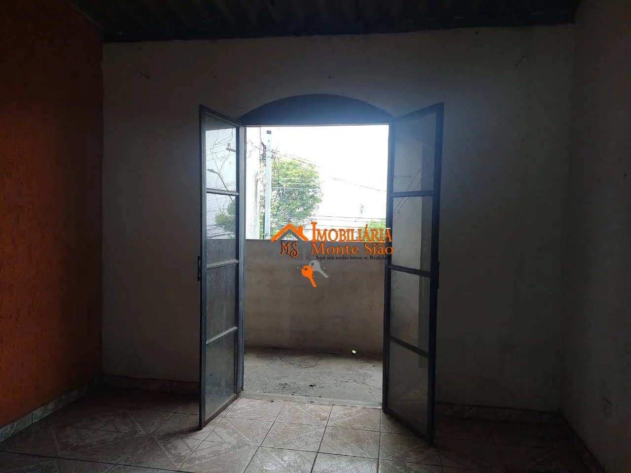 Imagem Casa com 6 dormitórios à venda, 200 m² por R$ 750.000,00 - Parque Continental II - Guarulhos/SP