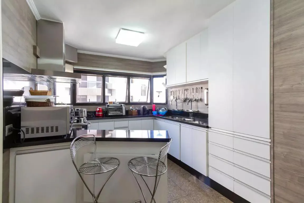 Imagem Apartamento para venda em Vila Andrade com 2 quartos, sendo 2 suítes, 304m2