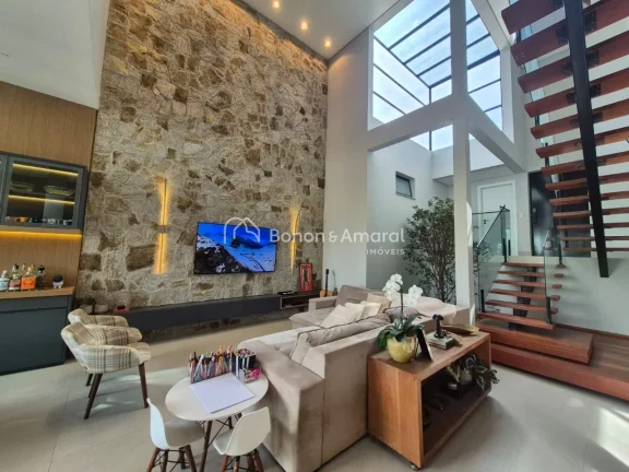 Imagem Sobrado de alto padrão com 361 m² no Condomínio Santorini, em localização privilegiada e com fu...