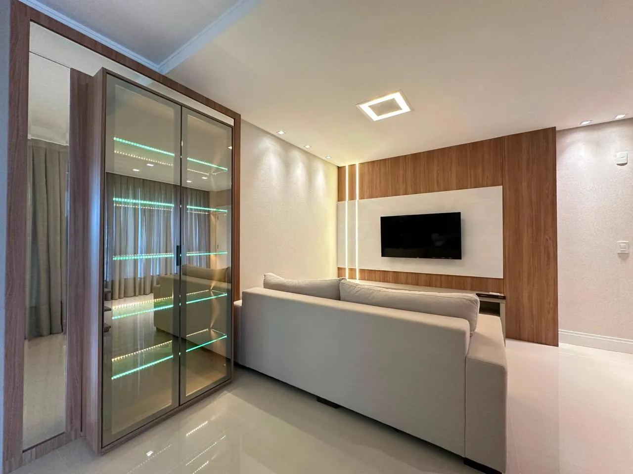 Imagem Apartamento à venda com 167m2 por R$ 2.400.000,00