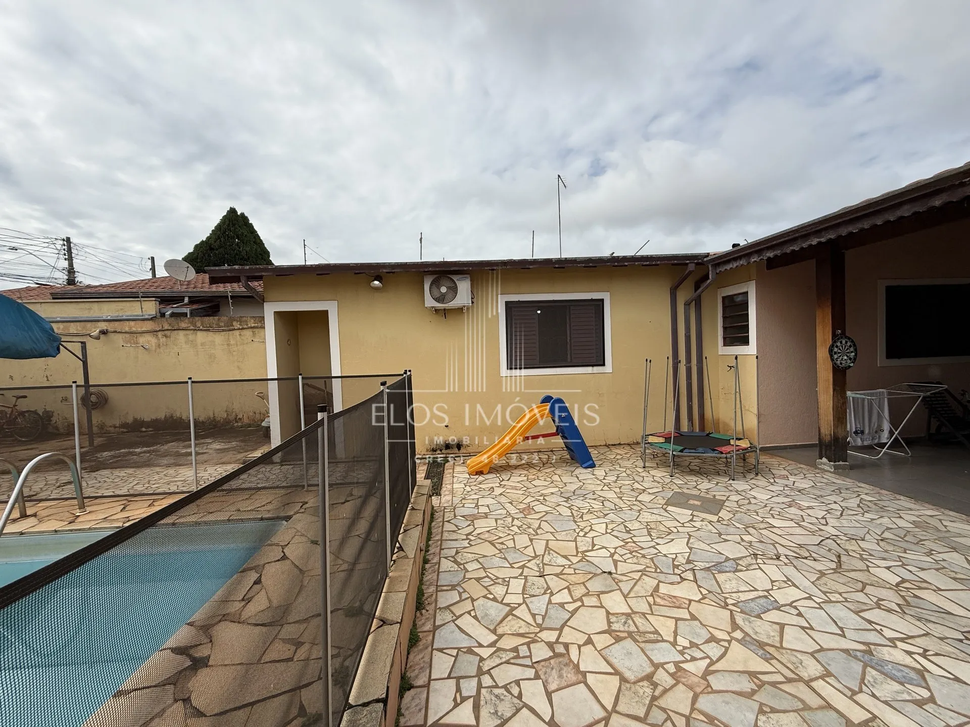 Imagem Casa de 2 quartos, 98m² no bairro Jardim Caieira, em Limeira