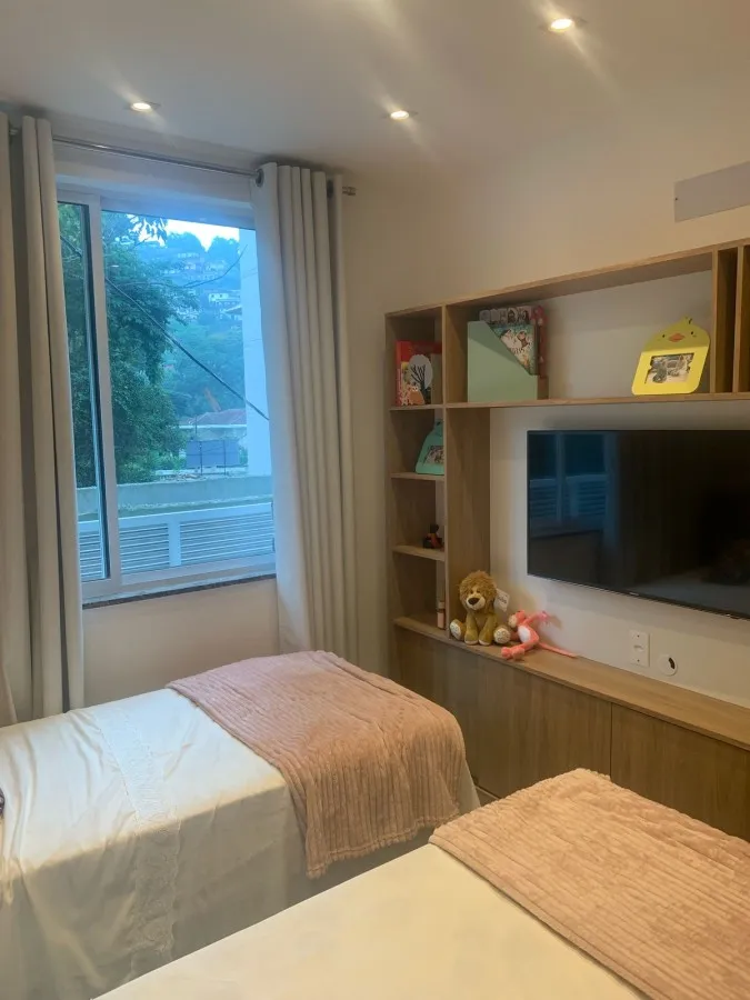 Imagem Apartamento para Venda em Petrópolis / RJ no bairro Retiro