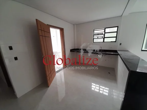 Imagem Casa Sobreposta Alta com 4 dormitórios, R$ 1.698.000,00. no bairro Embaré em Santos -SP