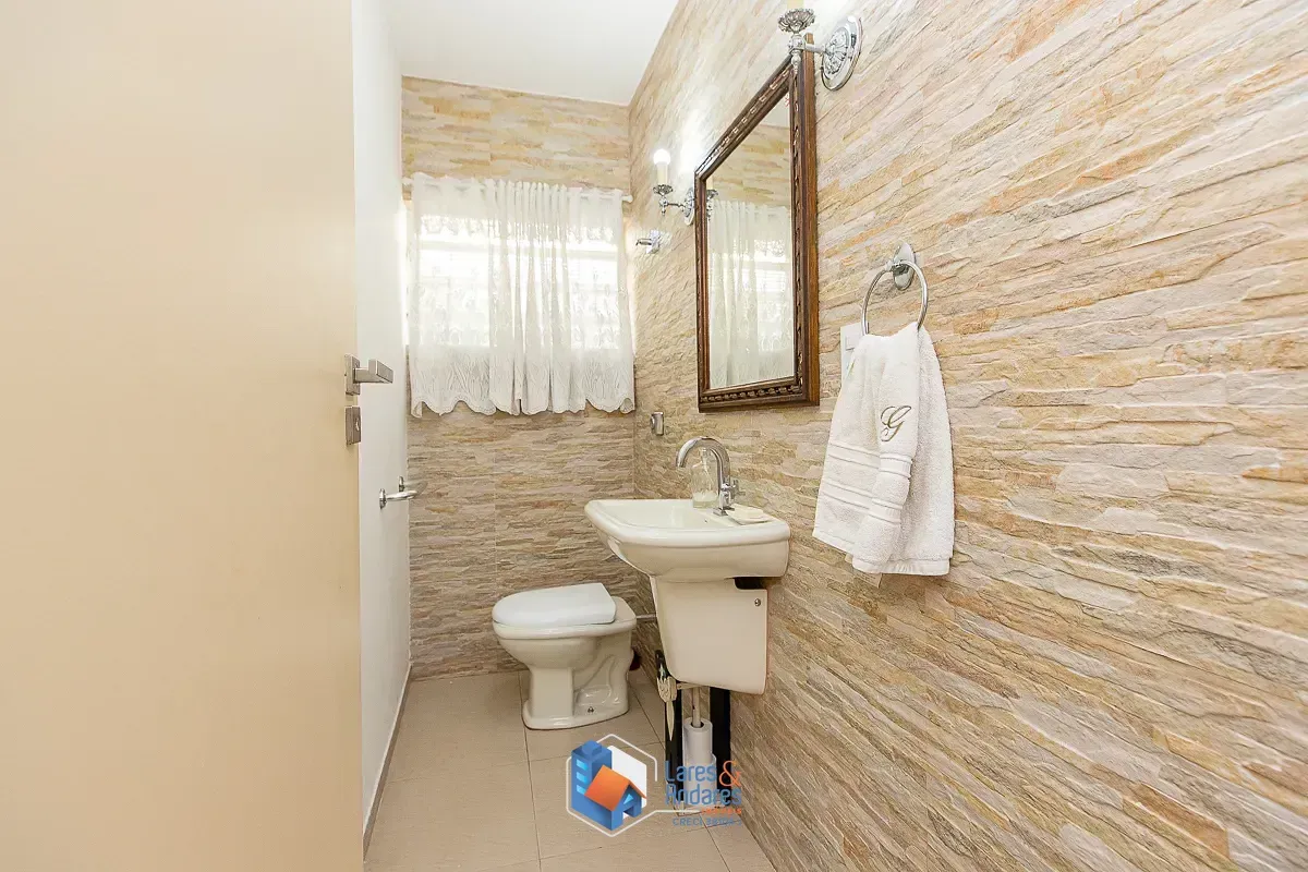 Imagem Casa para venda em Brooklin com 4 quartos, sendo 2 suítes, 144m²