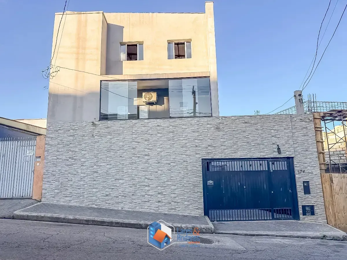 Foto do imóvel Sobrado para venda em Piqueri com 3 quartos, sendo 1 suíte, 307m² em Rua Manuel de Carvalho