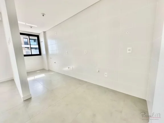 Imagem Apresentamos este elegante apartamento novo, nunca habitado, que une conforto, tecnologia e localiza...