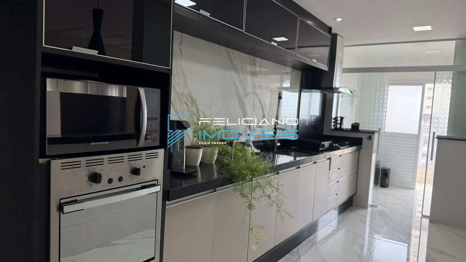 Foto do imóvel Apartamento com 3 quartos, Guilhermina, Praia Grande - R$ 1.48 mi, Cod: 7115 em Rua Argentina