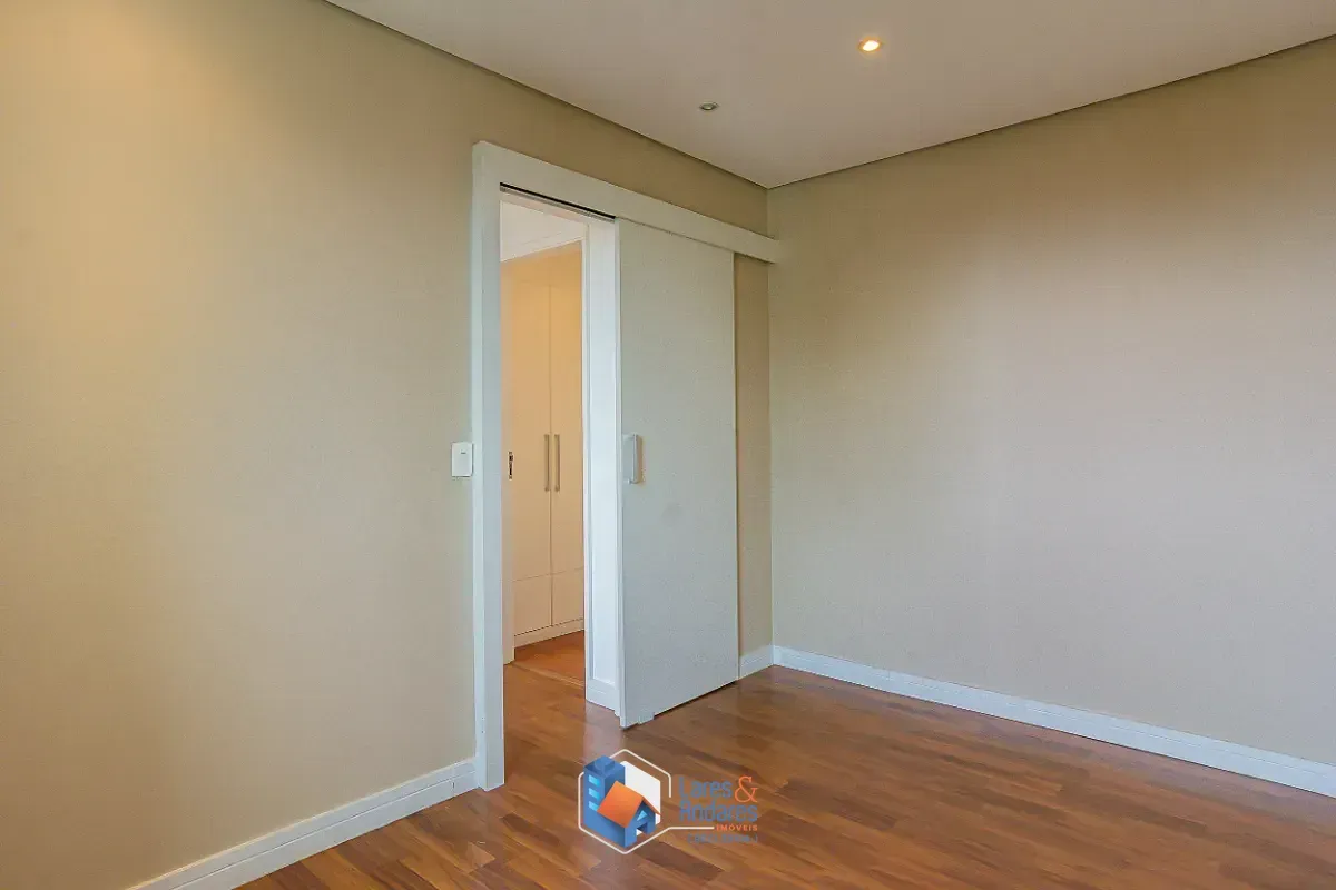 Imagem Cobertura para venda em Vila Suzana com 3 quartos, sendo 3 suítes, 283m²