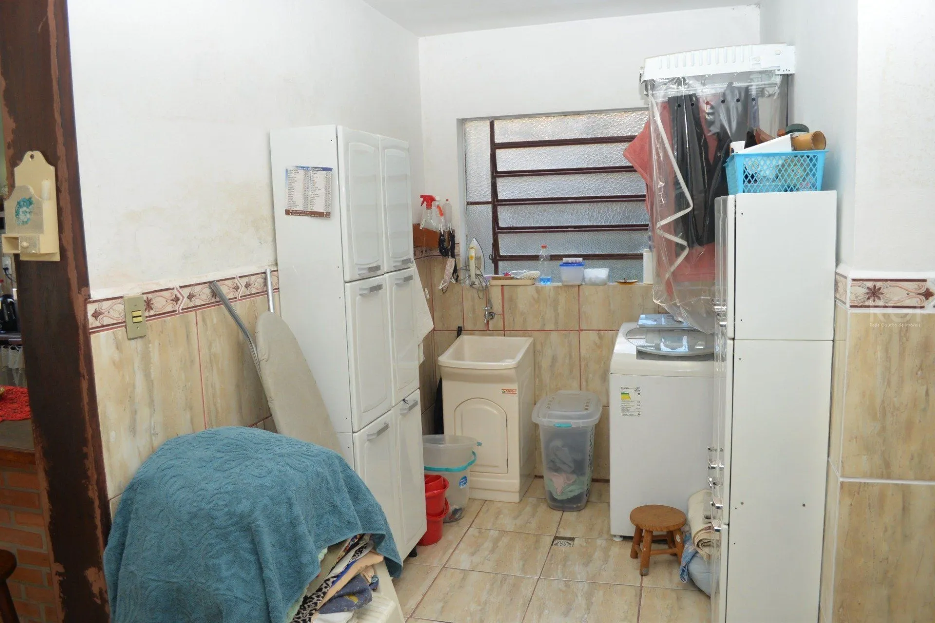 Imagem Sobrado para Venda - 168m², 4 dormitórios, 6 vagas - Jardim Sabará