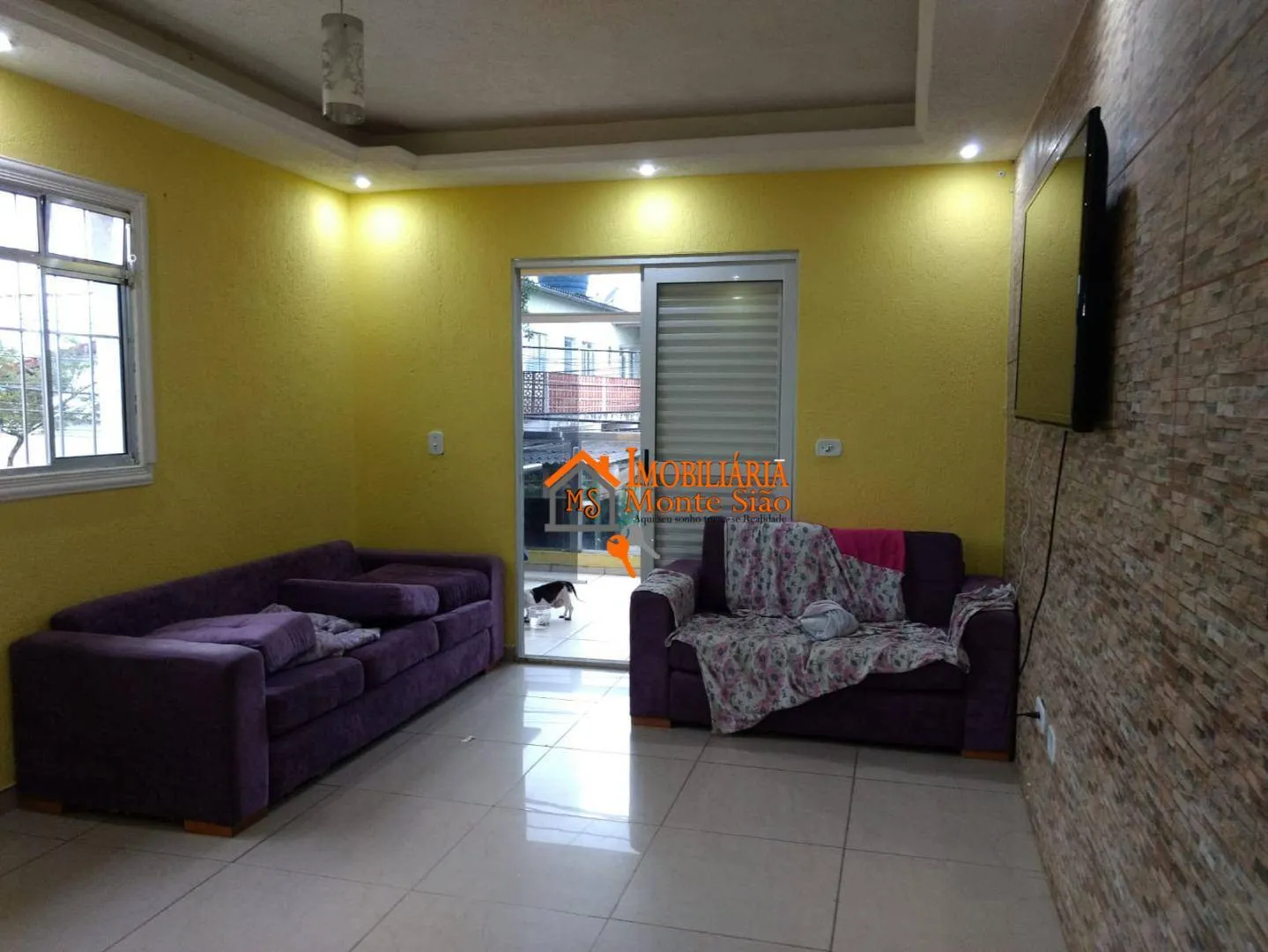 Imagem Sobrado com 5 dormitórios à venda, 150 m² por R$ 425.000,00 - Vila Carmela II - Guarulhos/SP