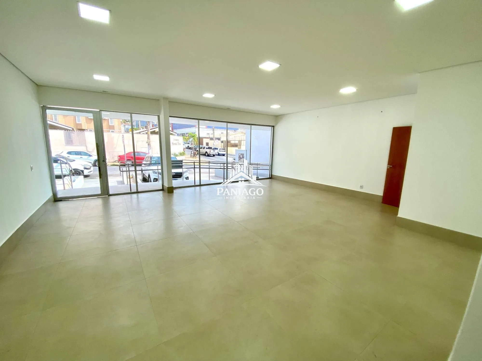 Imagem PRÉDIO COMERCIAL: CLÍNICAS MÉDICAS, ODONTOLÓGICAS PRÓX A 5 HOSPITAIS EM CUIABÁ