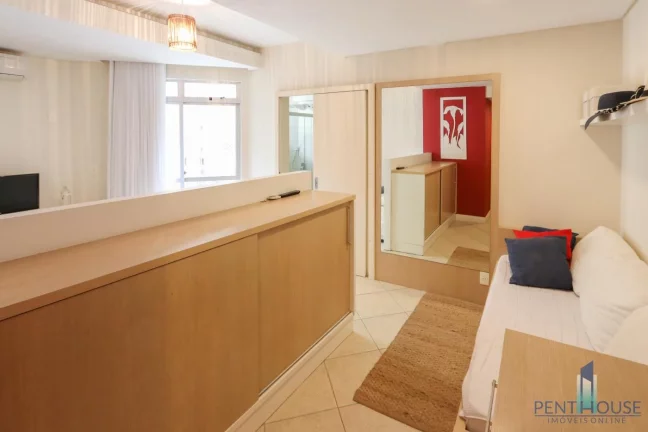 Imagem Apartamento Quadra Mar para Venda em Balneário Camboriú, CENTRO, 2 dormitórios, 2 suítes, 3 banheiros, 1 vaga