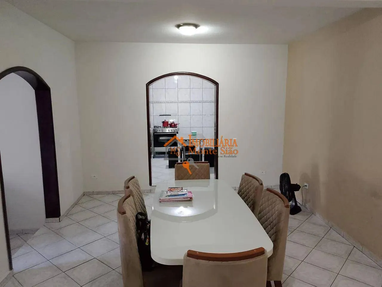 Imagem Sobrado com 3 dormitórios à venda, 250 m² por R$ 650.000,00 - Parque Maria Helena - Guarulhos/SP