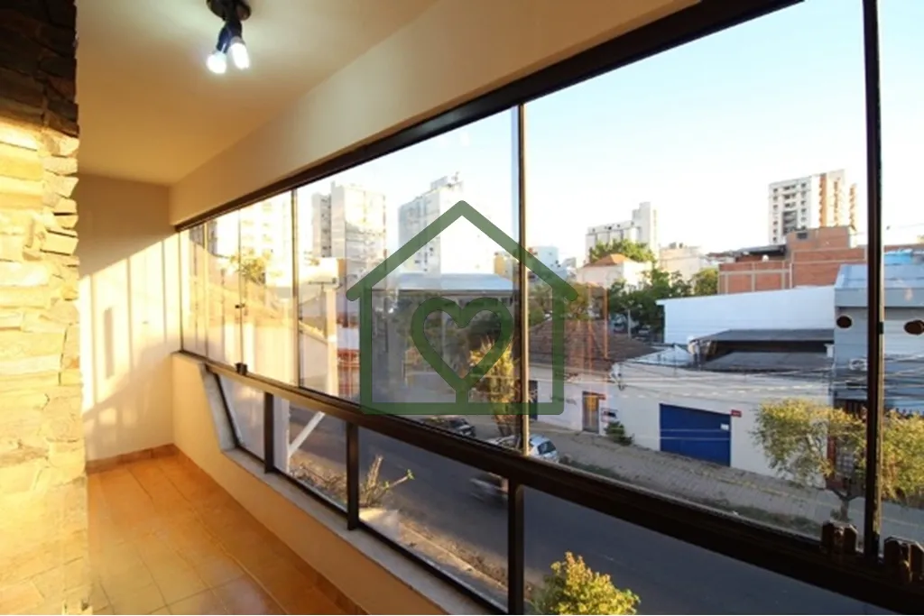 Excelente oportunidade!!! 
 
Situado no melhor ponto do bairro Floresta, este apartamento de 88m² o...