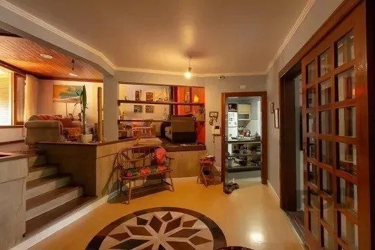 Imagem Casa de 4 dormitórios mobiliada para venda no Bairro Jardim Itu Sabara.