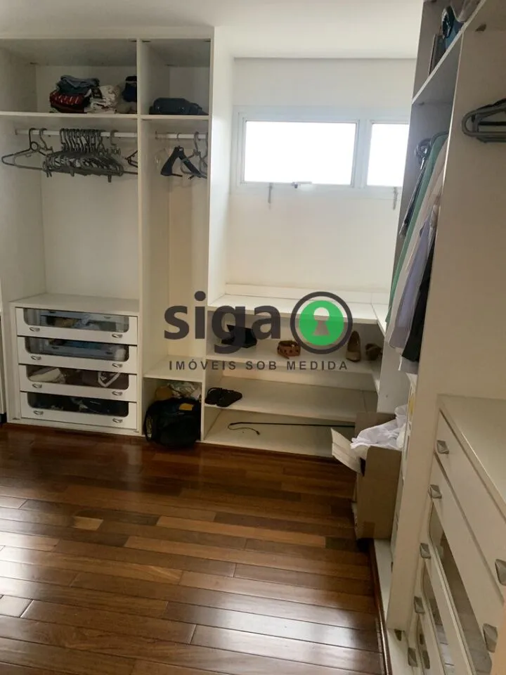 Imagem VENDE na Vila Andrade (Região do Morumbi) Apartamento com 3 quartos suítes e 4 Vagas + Depósito