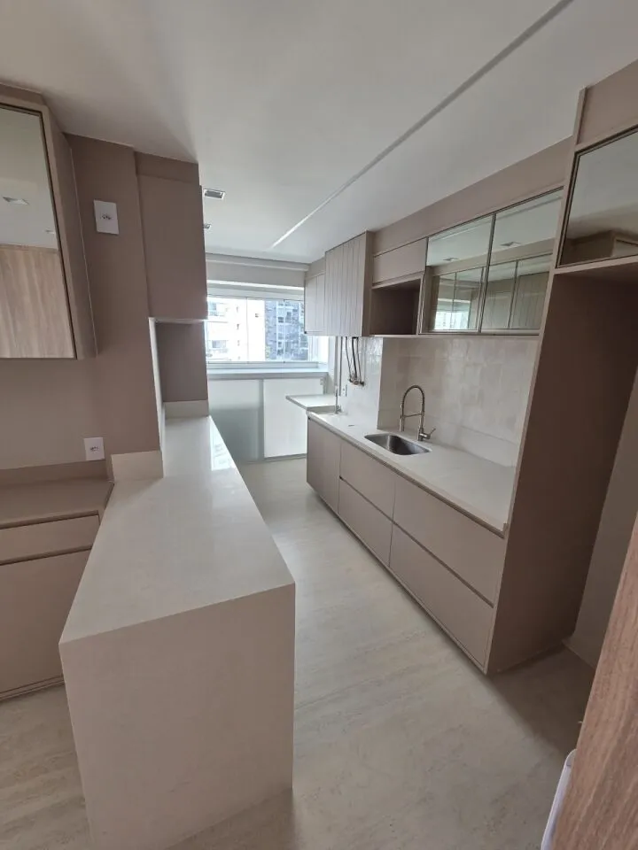 Imagem APARTAMENTO Á VENDA NO PANAMBY COM 3 QUARTOS E 2 VAGAS, REFORMADO!