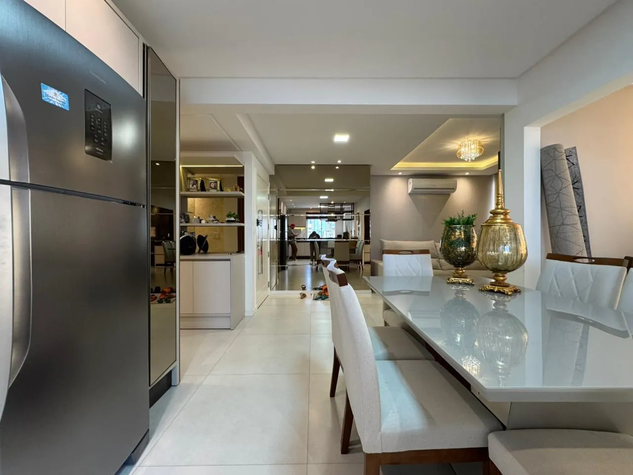 Imagem Apartamento à venda com 128m2 por R$ 1.900.000,00