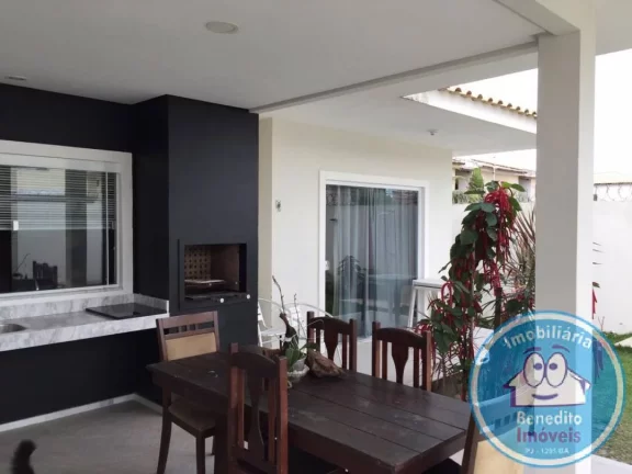 Imagem Vendo casa térrea próximo da praia com 04 suítes R$950.000,00