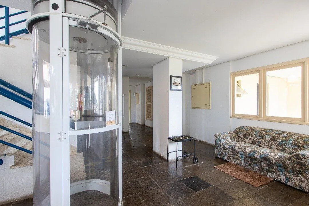 Imagem Apartamento com 3 dormitórios na Rua Dr. Barcelos