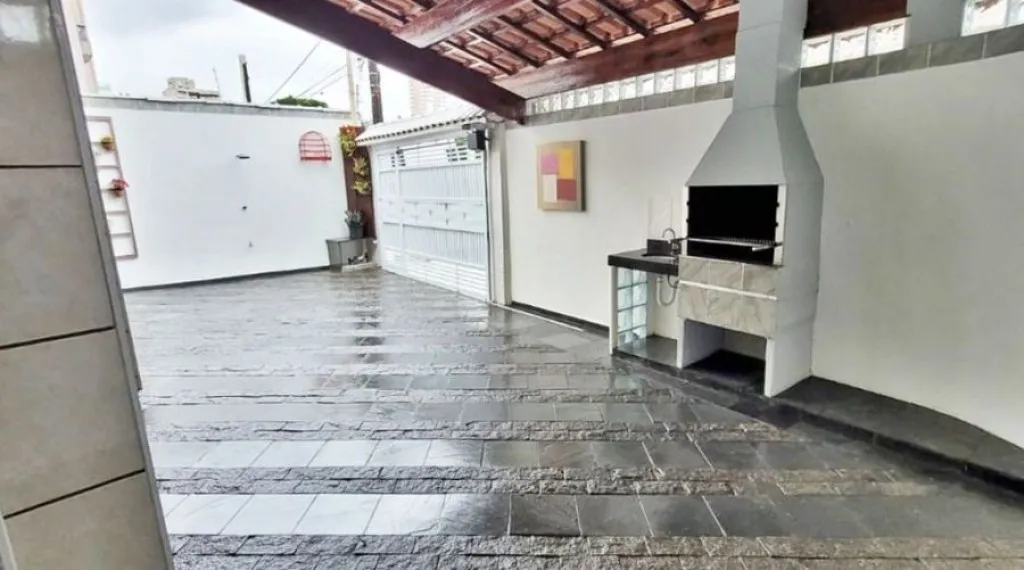 Imagem CASA COM 130,00 m² - AVIAÇÃO - PRAIA GRANDE SP