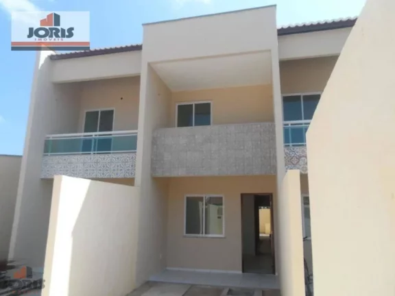 Foto do imóvel Casa Duplex a Venda - Horizonte, CE em Avenida Lia de Oliveira Corrêia
