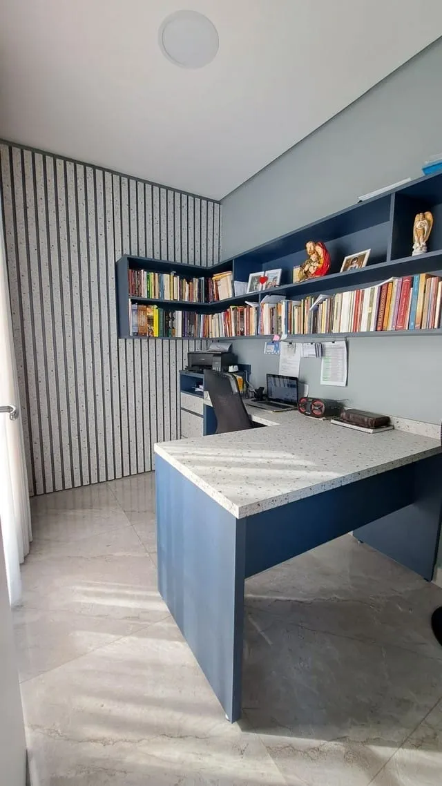 Imagem Casa à venda 3 Quartos, 3 Suites, 2 Vagas, 301M², Jardim Morumby, Taubaté - SP