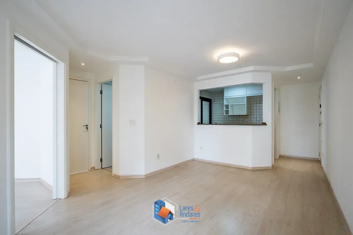 Imagem Apartamento para venda em Moema com 2 quartos, sendo 1 suíte, 56m²