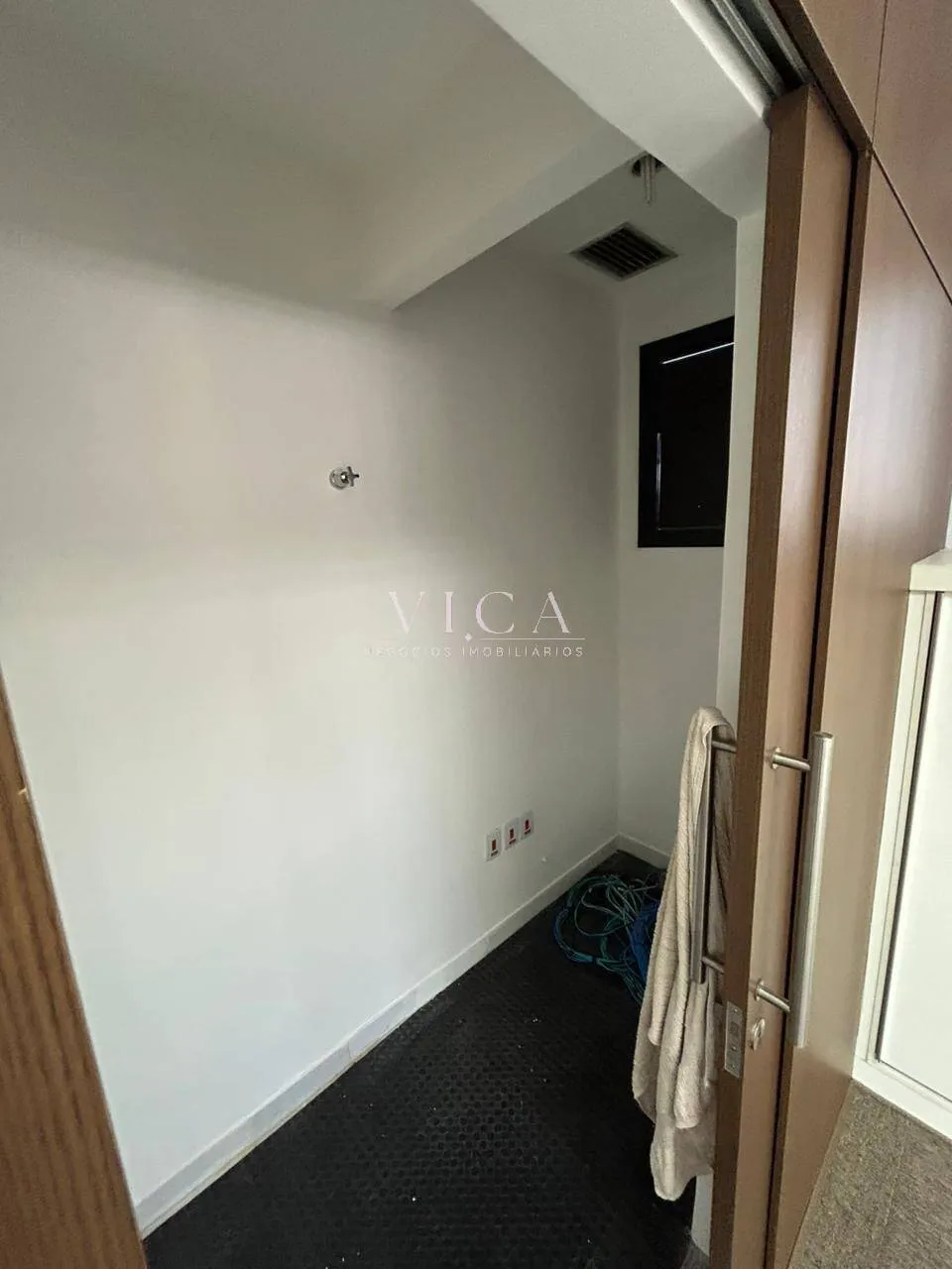 Imagem Sala para alugar 170m² 3 vagas por R$ 6.450,00 -Alphaville Barueri/SP