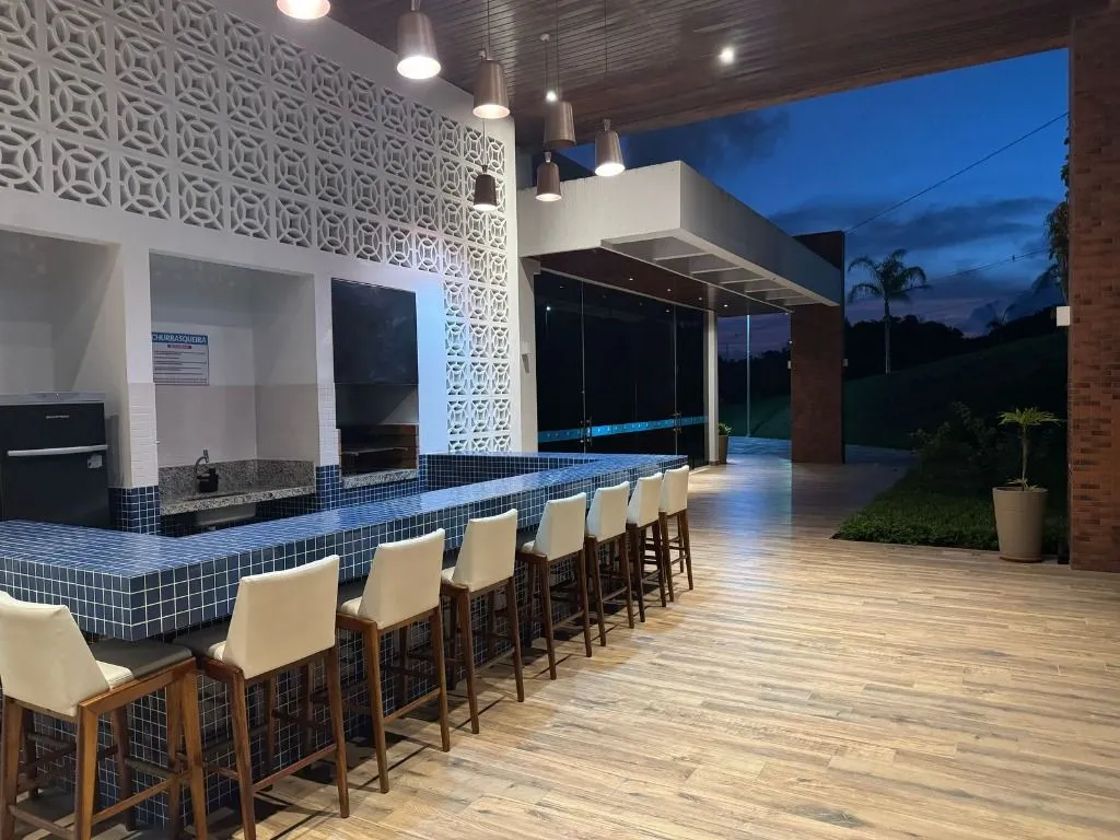 Imagem Casa Nova de Alto Padrão com 4 Suítes, Piscina e Pôr do Sol Exclusivo