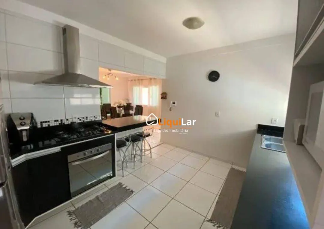Imagem CASA TERREA NO BAIRRO NOVOS ESTADOS, AO LADO DO ALPHAVILLE 2.