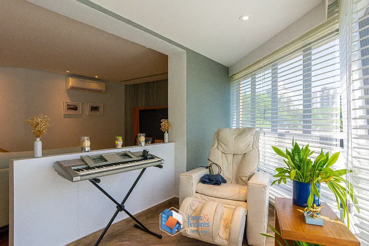 Imagem Apartamento para venda em Morumbi com 4 quartos, sendo 3 suítes, 241m²