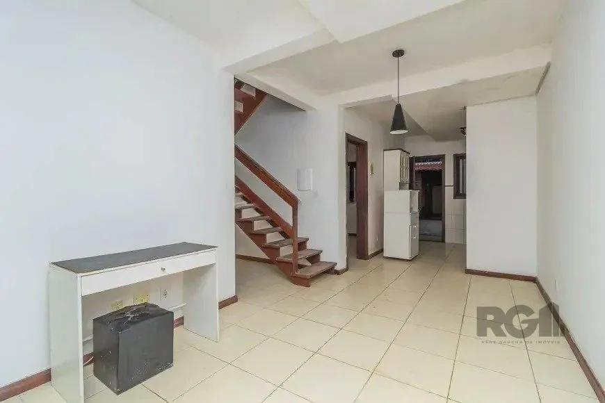 Imagem Casa 110m² - 3 dormitórios, 1 vaga no bairro Aberta dos Morros