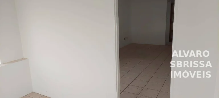 Imagem Galpão comercial com 700 m2 mais 200 m2 no subsolo para locação no B São Luíz em Itu SP localização perfeita para comércios em geral ou igrejas