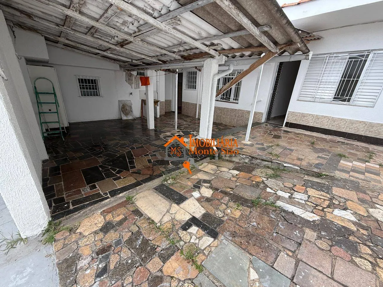 Imagem Casa com 2 dormitórios à venda, 100 m² por R$ 690.000,00 - Gopoúva - Guarulhos/SP