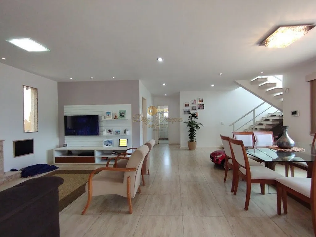 Foto do imóvel Casa para Venda em Teresópolis / RJ em Rua Durval Fonseca