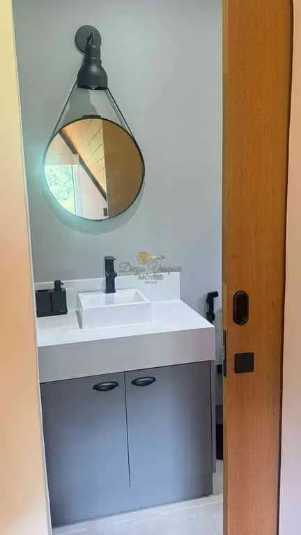 Imagem Casa em Condomínio para Venda em Teresópolis / RJ no bairro Fazenda Alpina